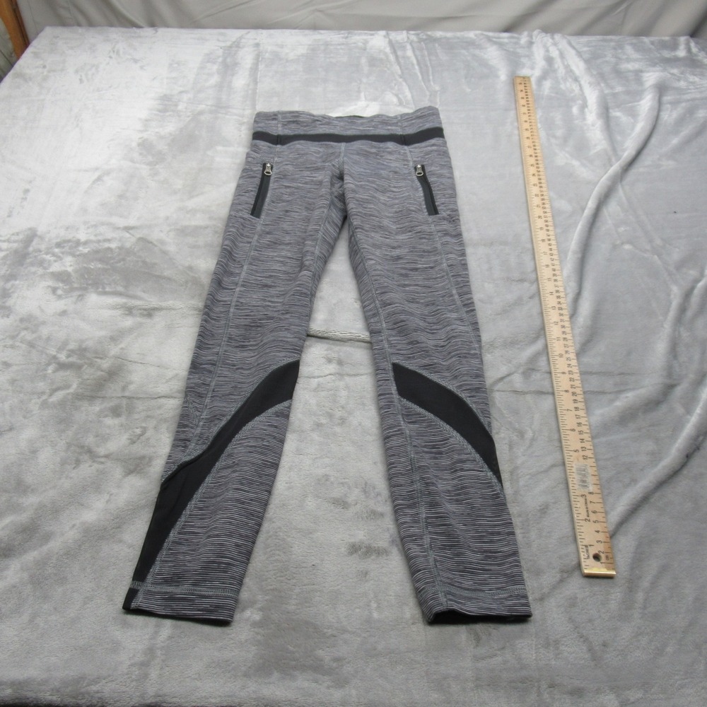 Lululemon Cropped Leggings Womens 2 Black Gray Striped Zipper Pockets Mesh 23x25